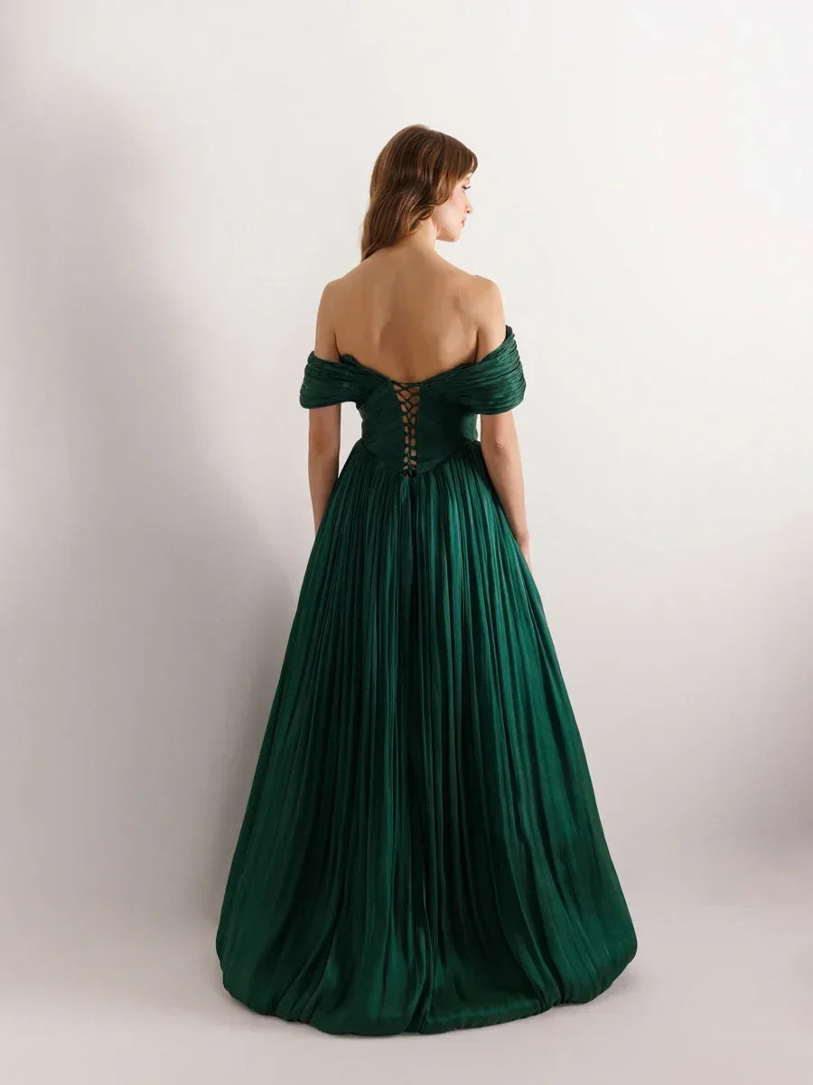 25003-Detaylı Korse Görünümlü Pliseli Kabarık Elbise - Kenzel