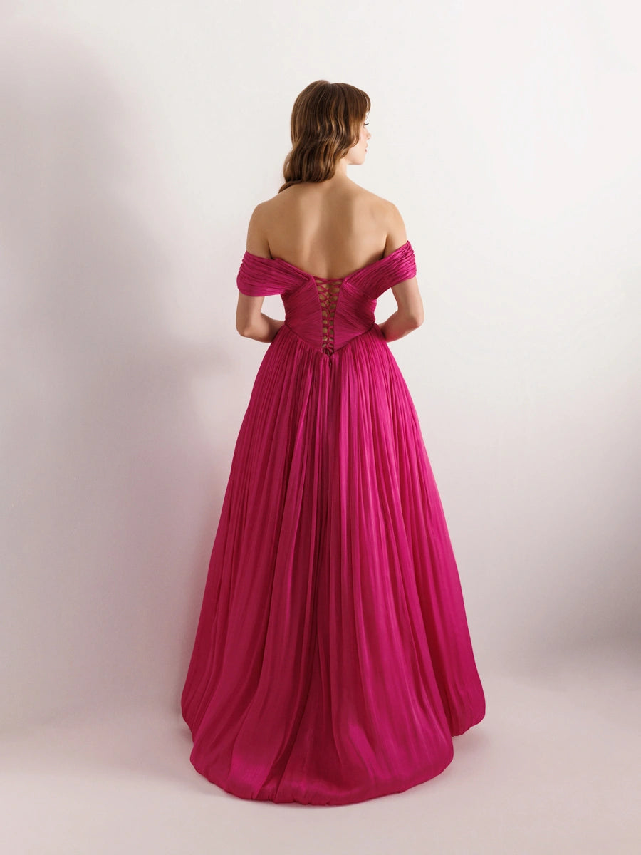 25003-Detaylı Korse Görünümlü Pliseli Kabarık Elbise