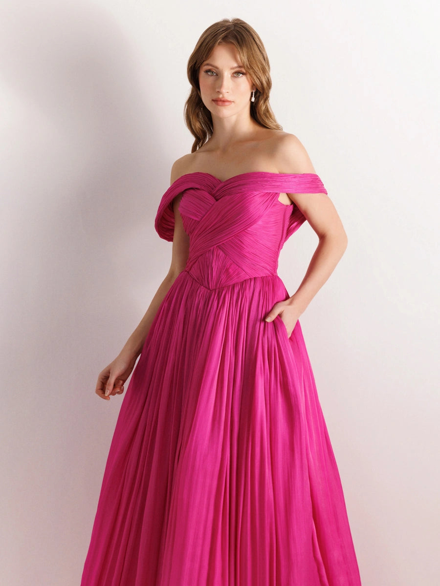 25003-Detaylı Korse Görünümlü Pliseli Kabarık Elbise