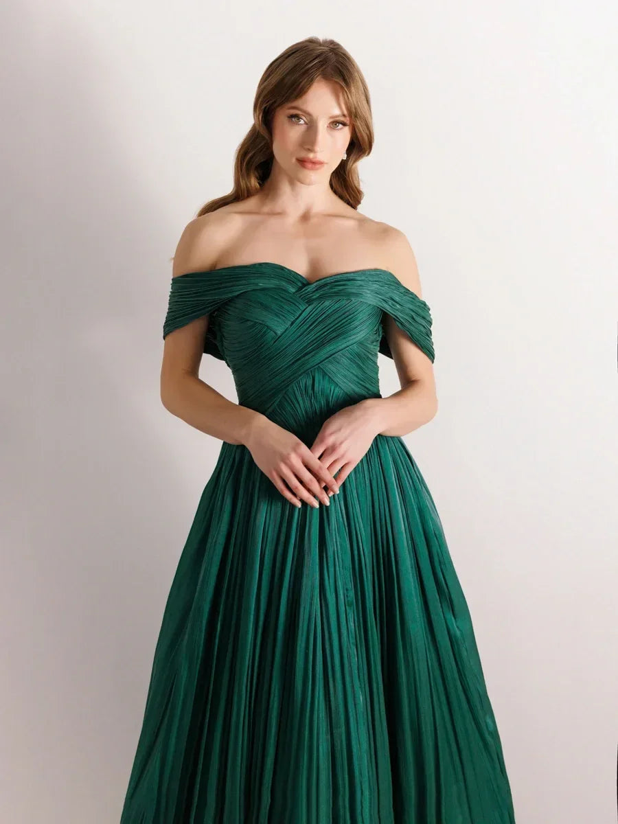 25003-Detaylı Korse Görünümlü Pliseli Kabarık Elbise - Kenzel