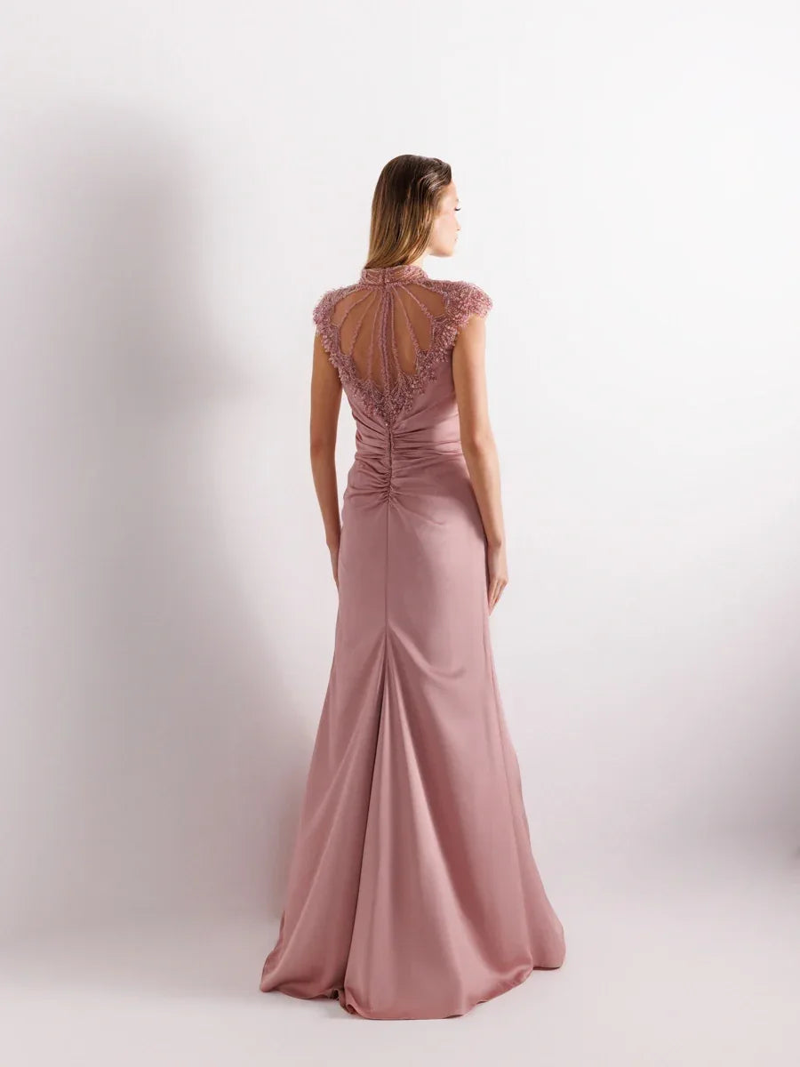 25017-İşleme Detaylı Hakim Yaka Balık Abiye Elbise - Kenzel