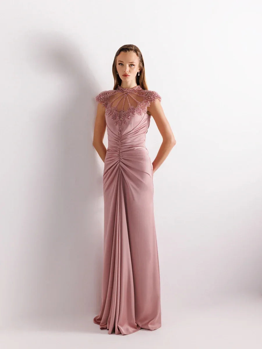 25017-İşleme Detaylı Hakim Yaka Balık Abiye Elbise - Kenzel