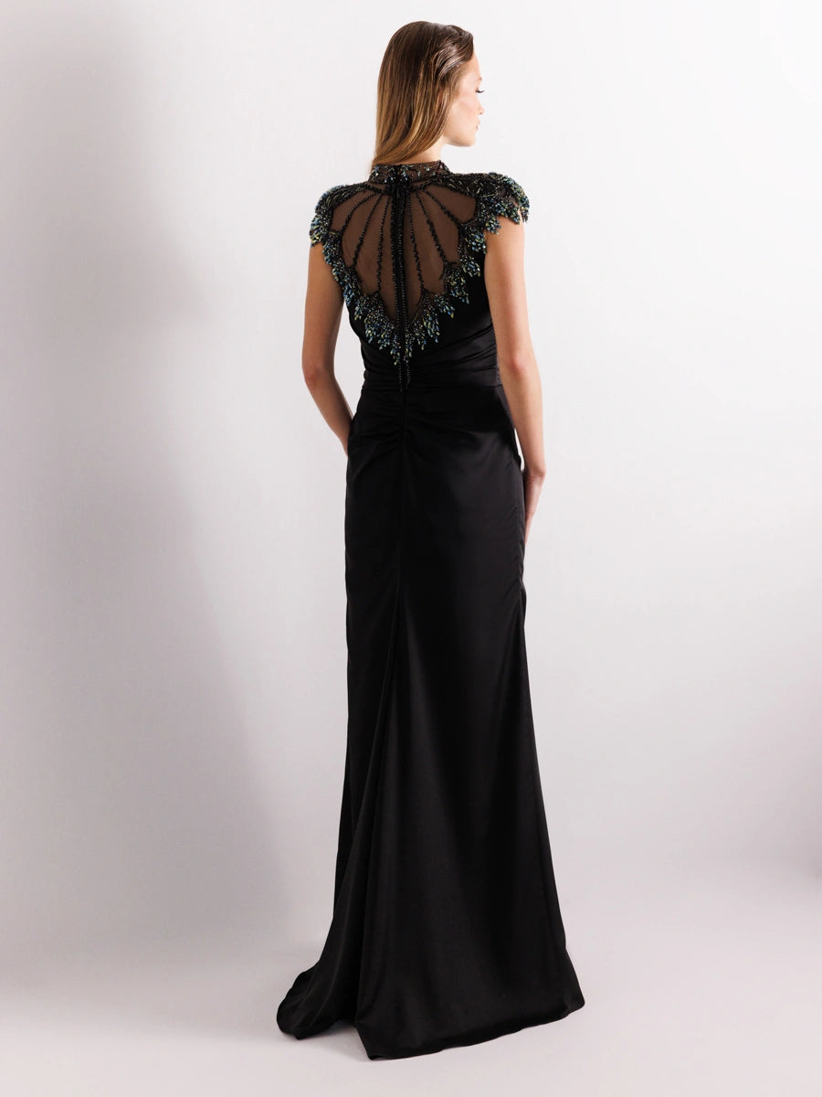 25017-İşleme Detaylı Hakim Yaka Balık Abiye Elbise