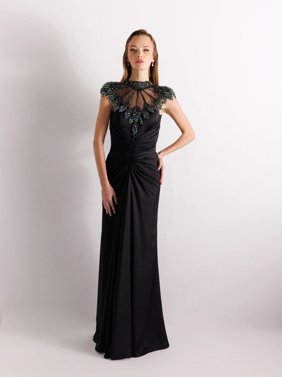 25017-İşleme Detaylı Hakim Yaka Balık Abiye Elbise