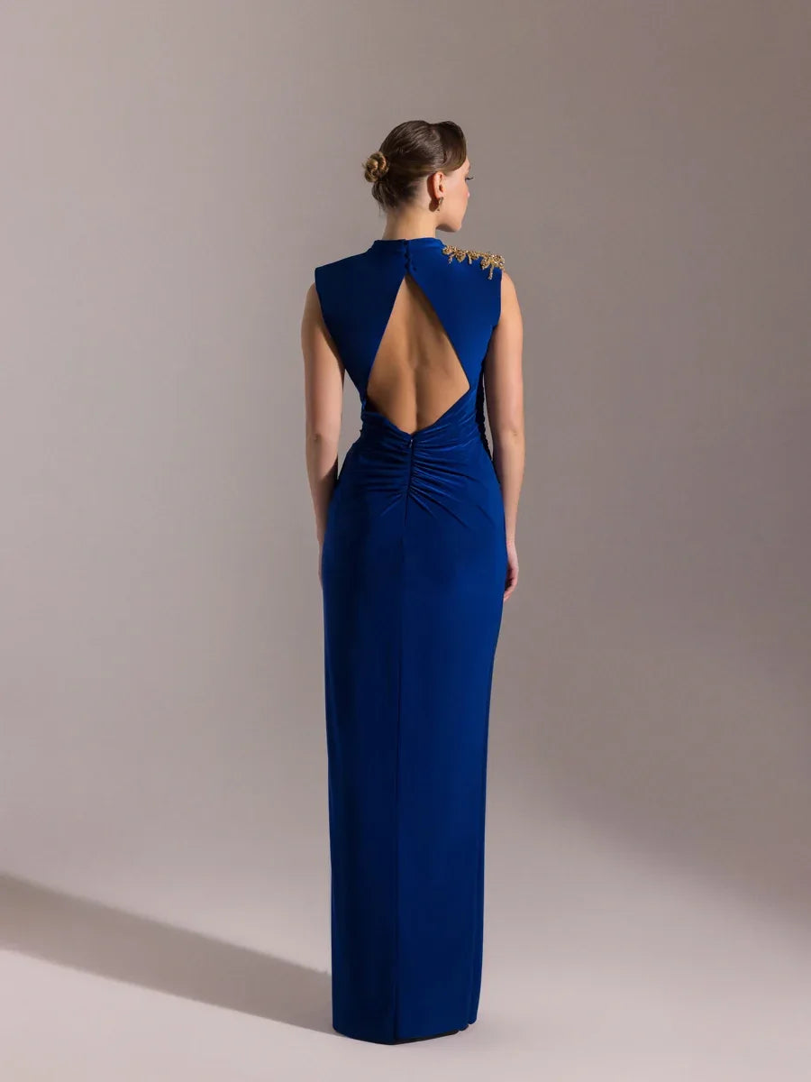 25019-Vatkalı Hakim Yaka Yırtmaçlı Uzun Abiye Elbise - Kenzel