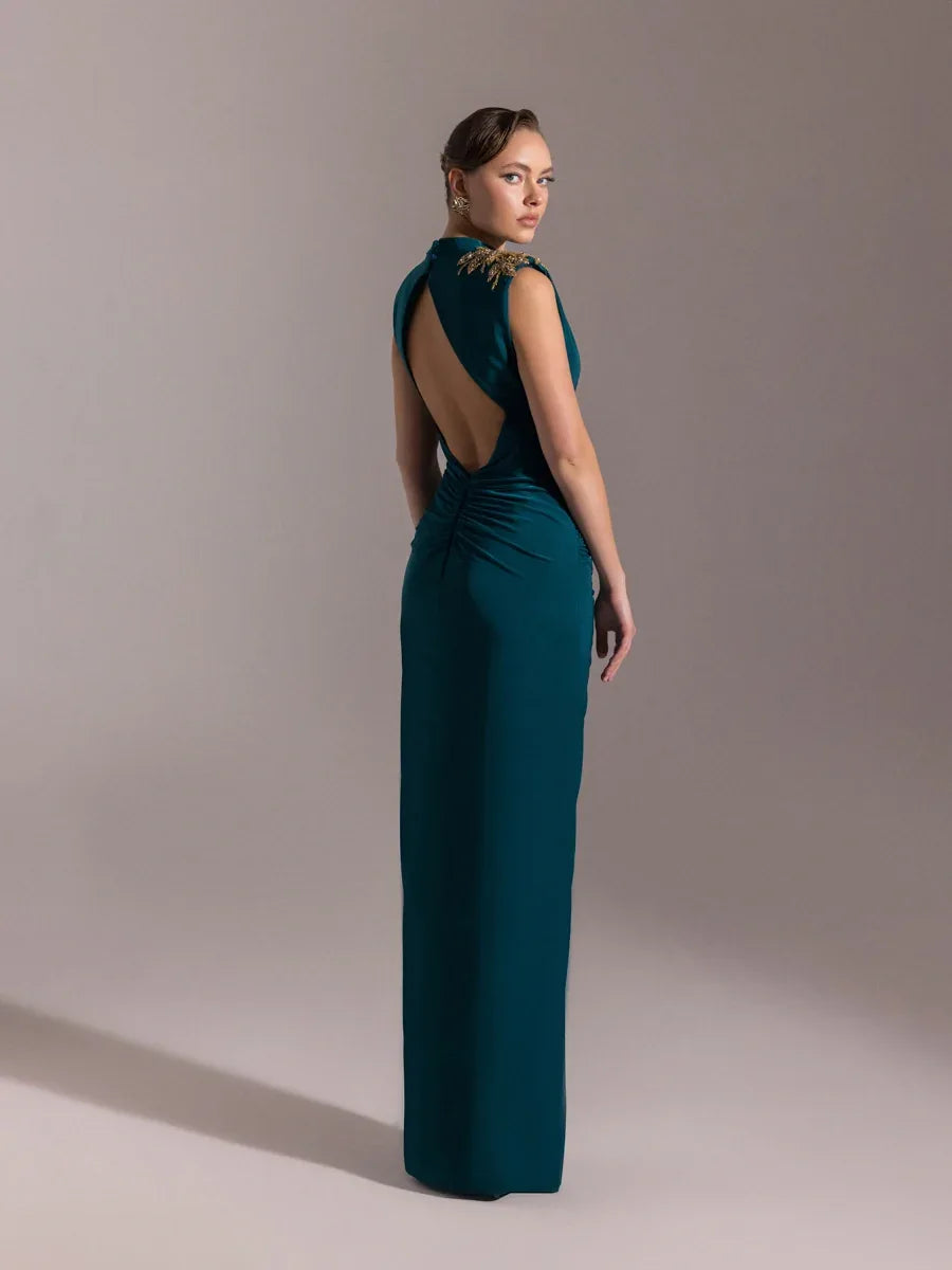 25019-Vatkalı Hakim Yaka Yırtmaçlı Uzun Abiye Elbise - Kenzel