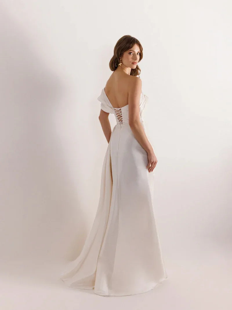 A25021-Straplez Yırtmaçlı Balık Abiye Elbise - Kenzel