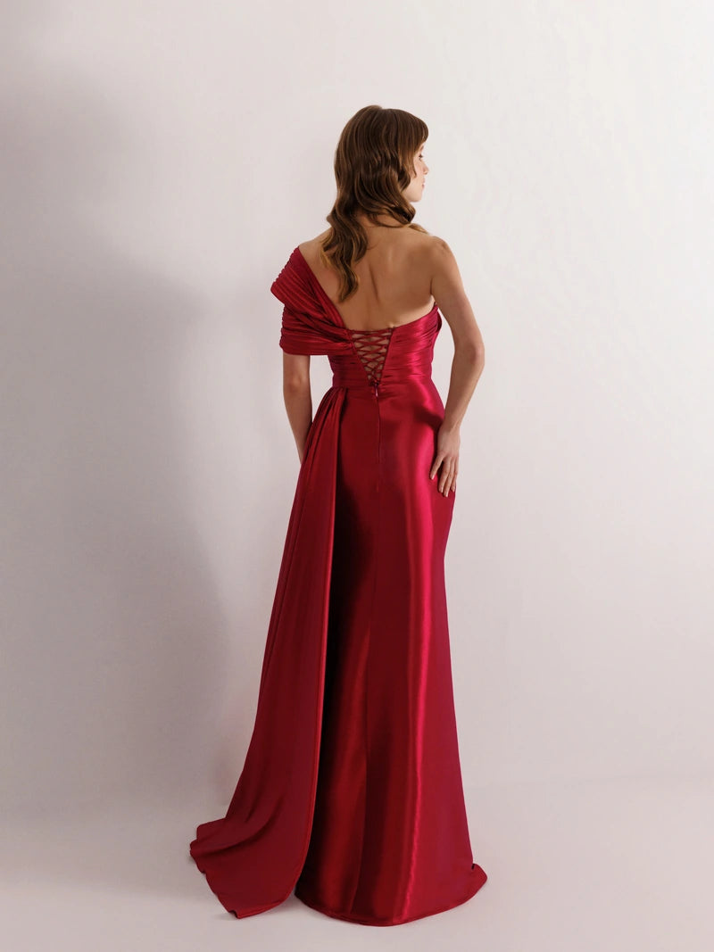 A25021-Straplez Yırtmaçlı Balık Abiye Elbise