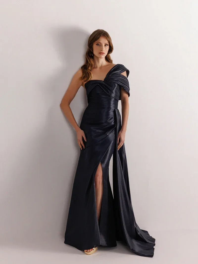 A25021-Straplez Yırtmaçlı Balık Abiye Elbise - Kenzel