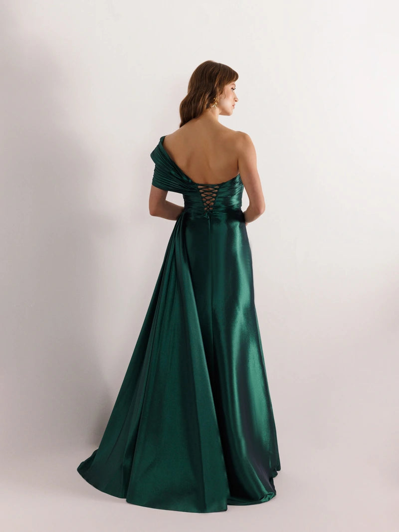 A25021-Straplez Yırtmaçlı Balık Abiye Elbise