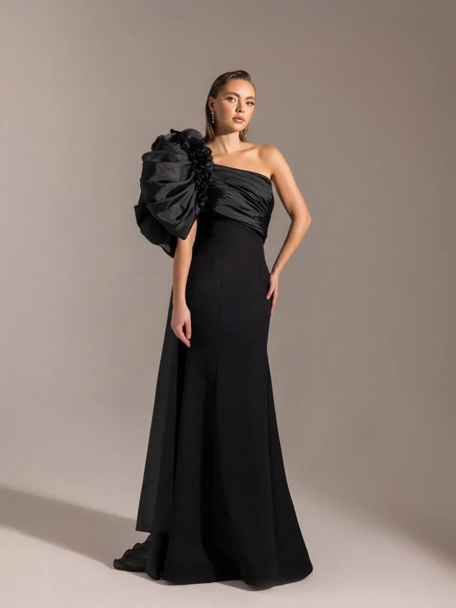 25023-Tek Omuz Çiçek Detaylı Balık Abiye Elbise - Kenzel