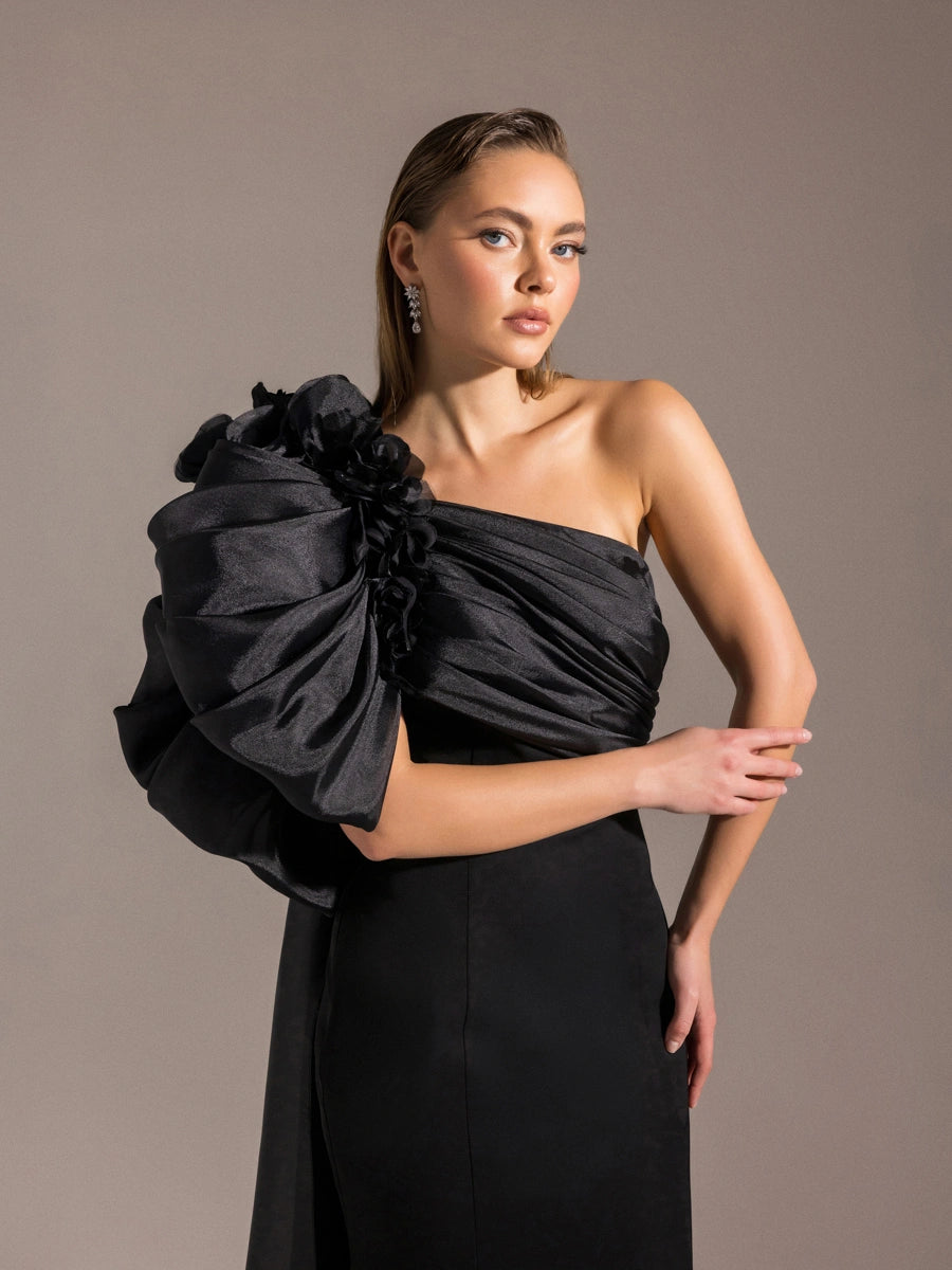 25023-Tek Omuz Çiçek Detaylı Balık Abiye Elbise