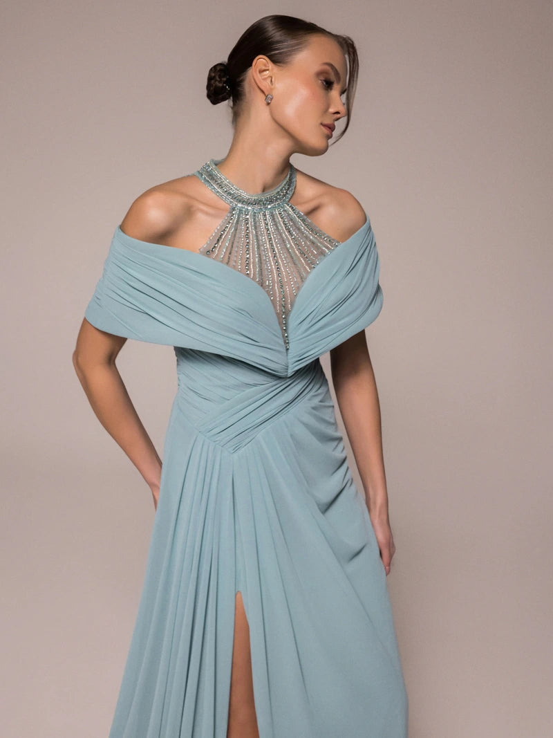 25031-Hakim Yaka Dekolte Detaylı Drapeli Yırtmaçlı Elbise