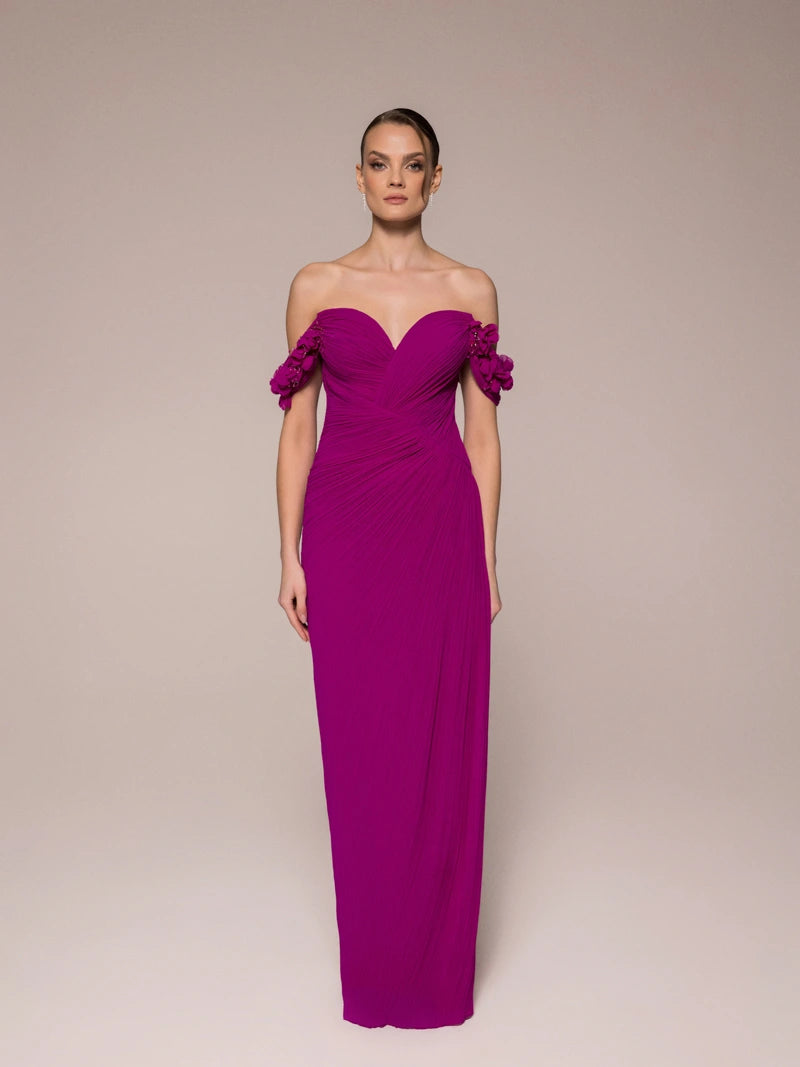 Straplez Pı̇lı̇selı̇ Kolları Çı̇çeklı̇ Yırtmaçlı Elbı̇se Fuşya Renk