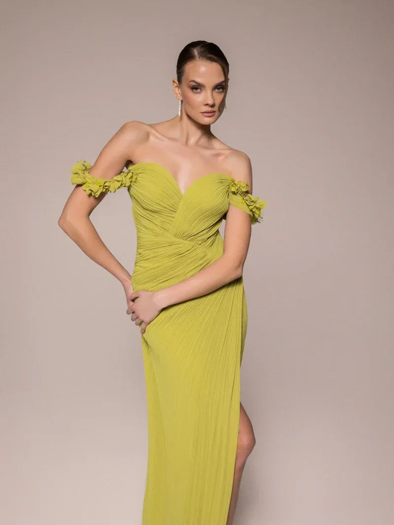 25042-Çiçek Kollu Yırtmaçlı Elbise - Kenzel