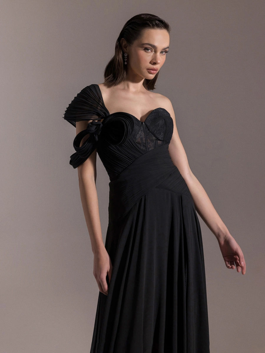 25043-Straplez Fransız Danteli Pliseli Kloş Elbise