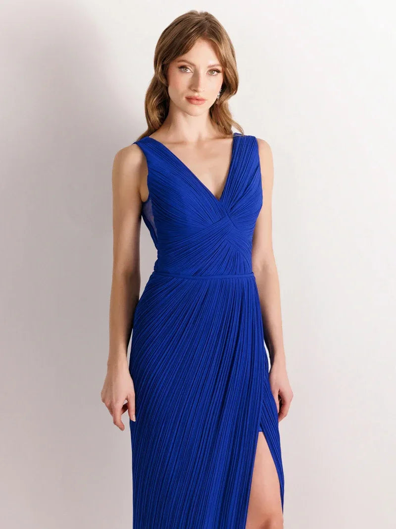 25048-V Yaka Yırtmaçlı Kuyruklu Abiye Elbise - Kenzel