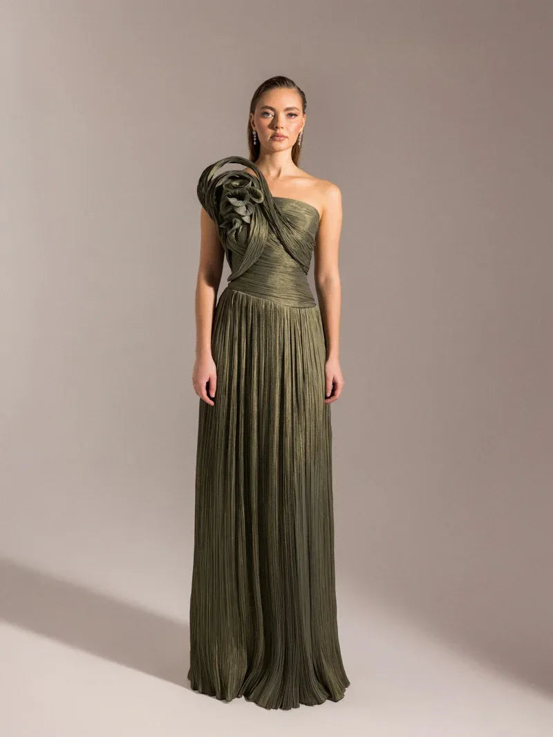 25049-Omuzu Detaylı Pliseli Kloş Abiye Elbise - Kenzel