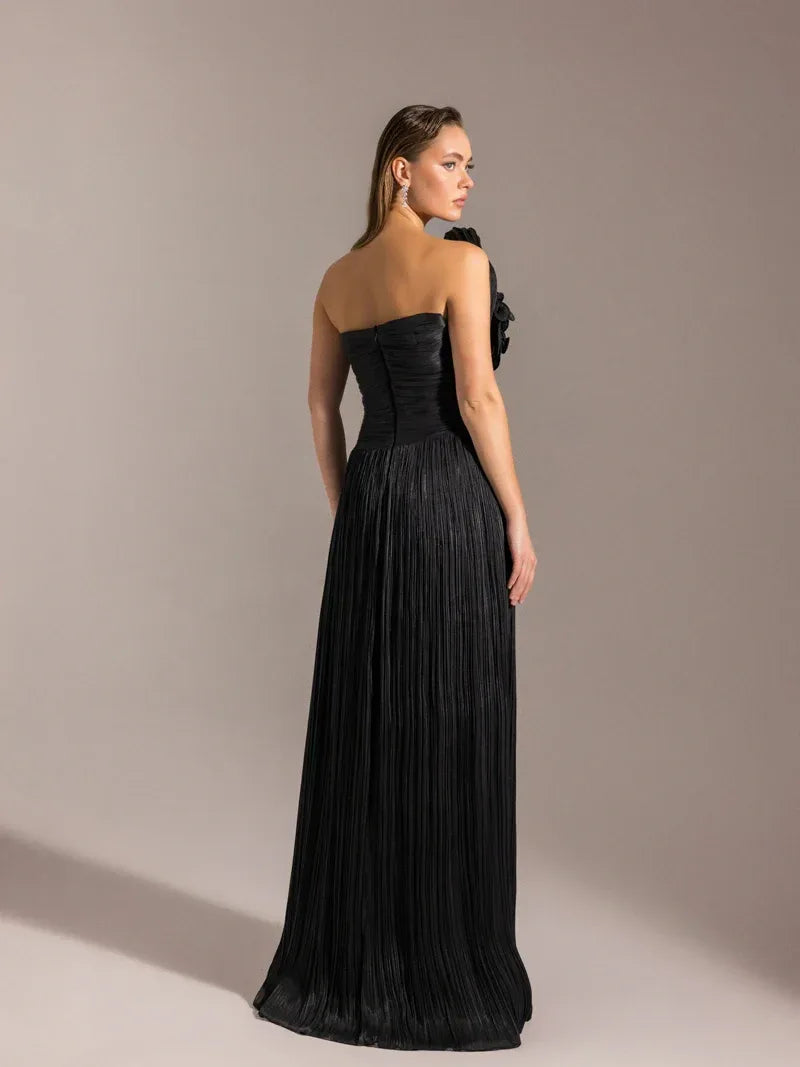 25049-Omuzu Detaylı Pliseli Kloş Abiye Elbise - Kenzel