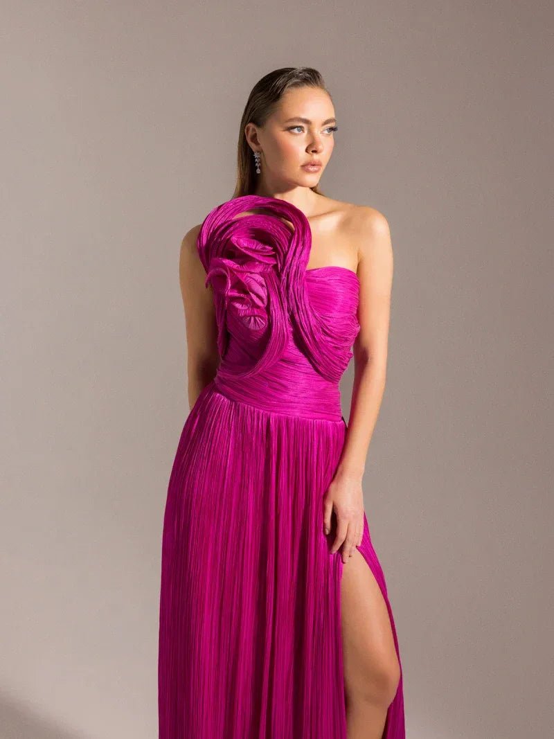 25049-Omuzu Detaylı Pliseli Kloş Abiye Elbise - Kenzel