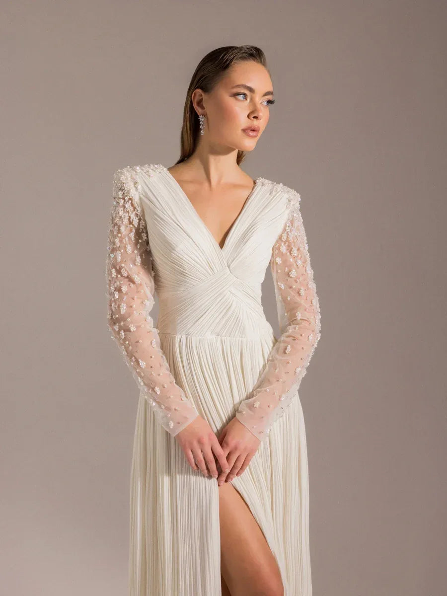 25057-Kolları İşlemeli Sırt Detaylı Yırtmaçlı Kloş Abiye Elbise - Kenzel