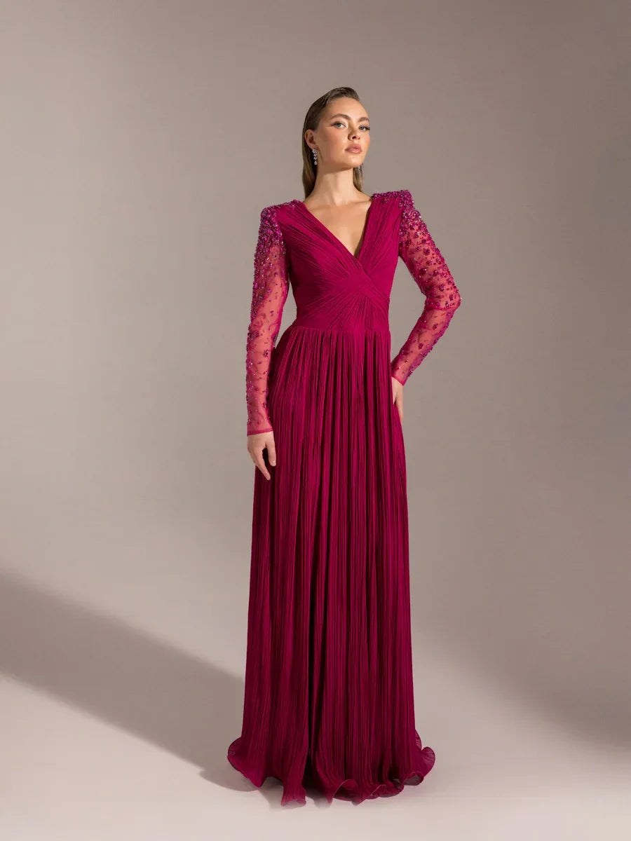 25057-Kolları İşlemeli Sırt Detaylı Yırtmaçlı Kloş Abiye Elbise - Kenzel