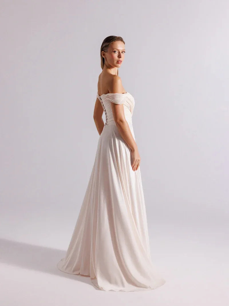 25060-İç Eteği Transparan Detaylı İşlemeli Kloş Abiye Elbise - Kenzel