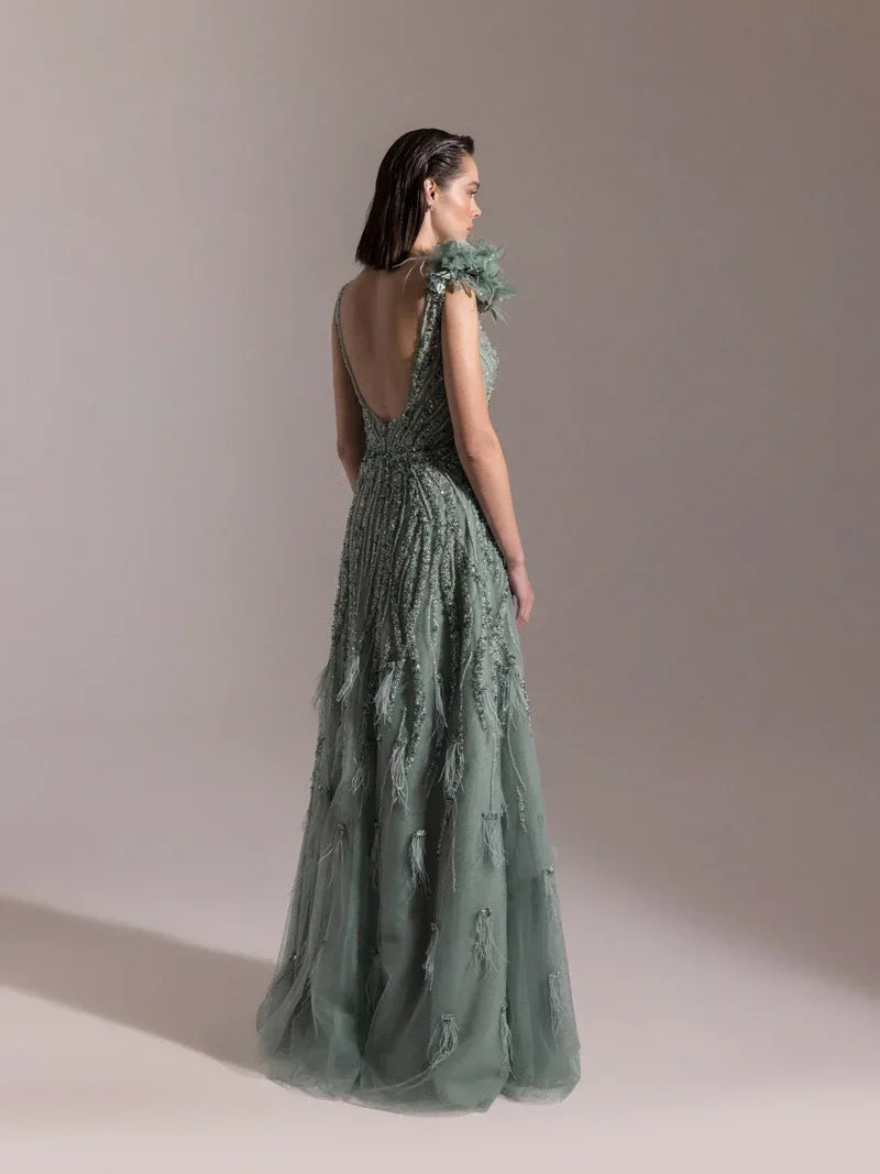 25073-Etekleri Otrişli Full Beden İşlemeli Kabarık Abiye Elbise - Kenzel