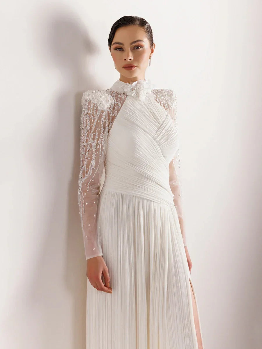 25076-Hakim Yaka İşleme ve Çiçek Detaylı Pliseli Abiye Elbise - Kenzel