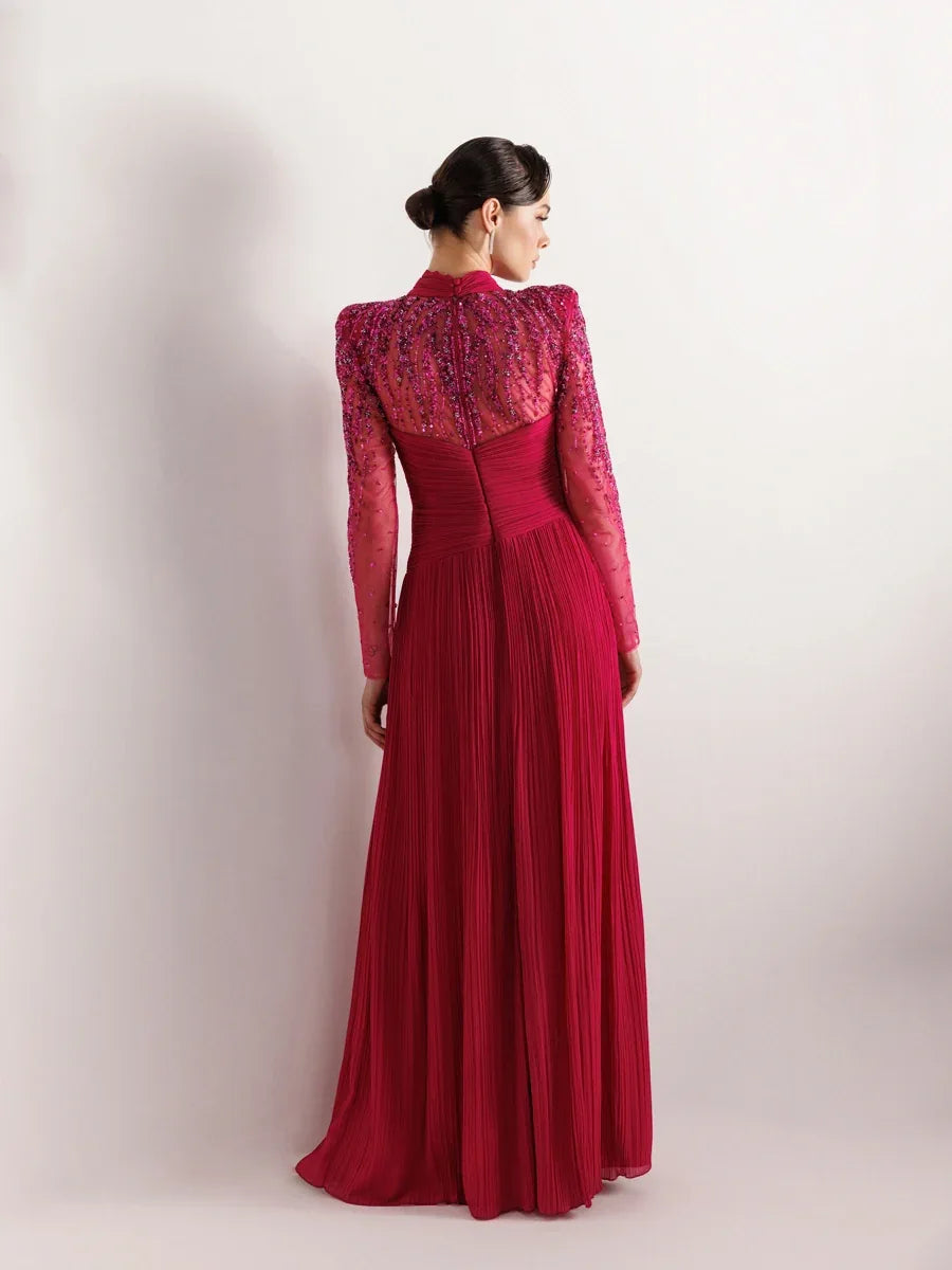 25076-Hakim Yaka İşleme ve Çiçek Detaylı Pliseli Abiye Elbise - Kenzel