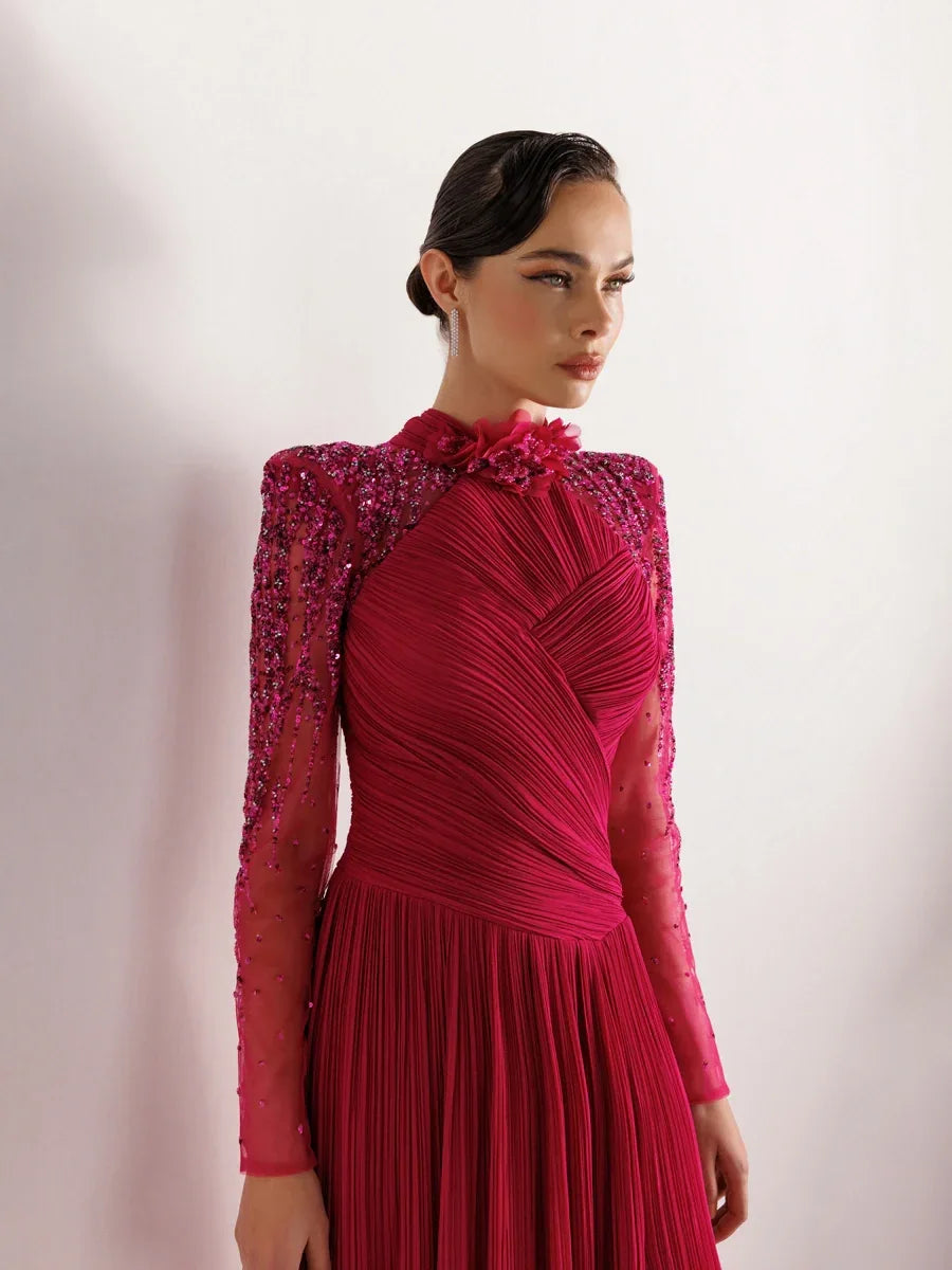 25076-Hakim Yaka İşleme ve Çiçek Detaylı Pliseli Abiye Elbise - Kenzel