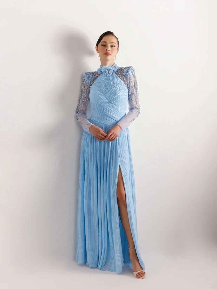 25076-Hakim Yaka İşleme ve Çiçek Detaylı Pliseli Abiye Elbise - Kenzel