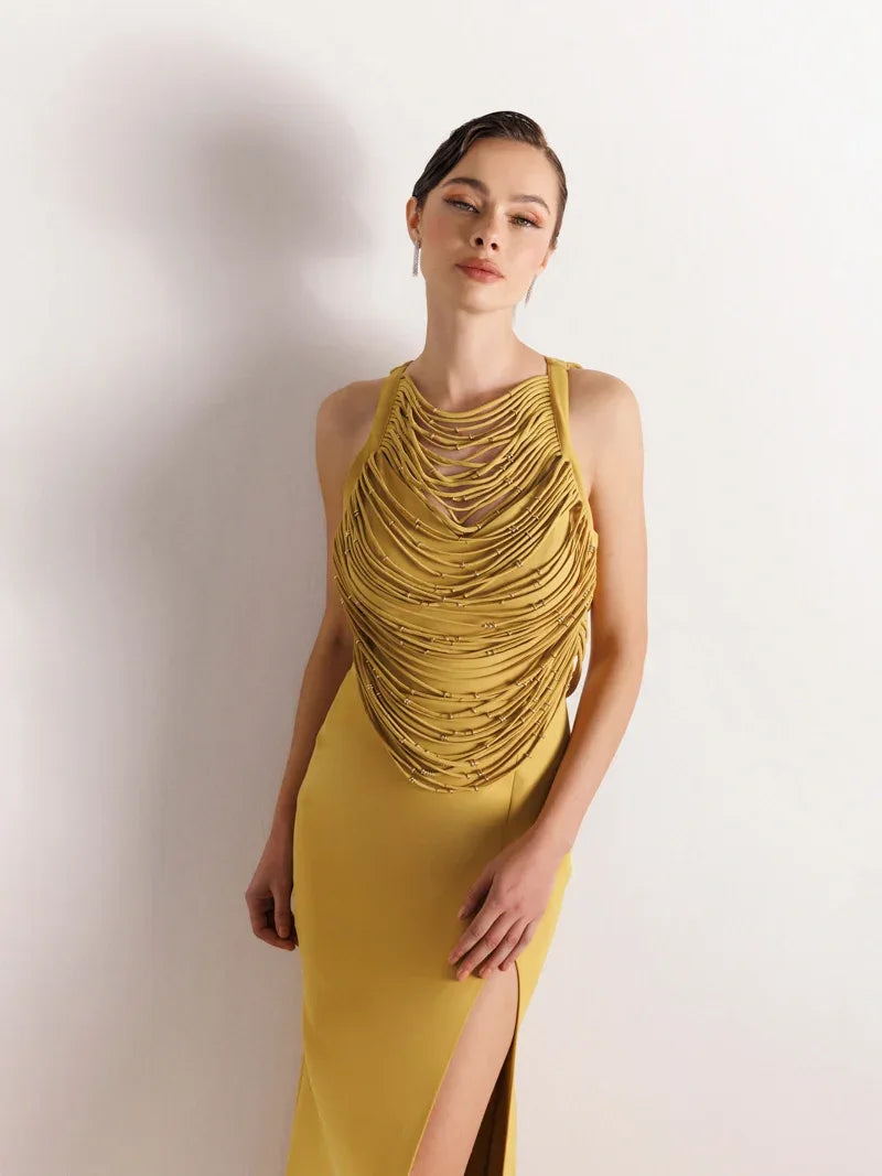 25079-Şerit ve Boncuk Detaylı Yırtmaçlı Balık Abiye Elbise - Kenzel