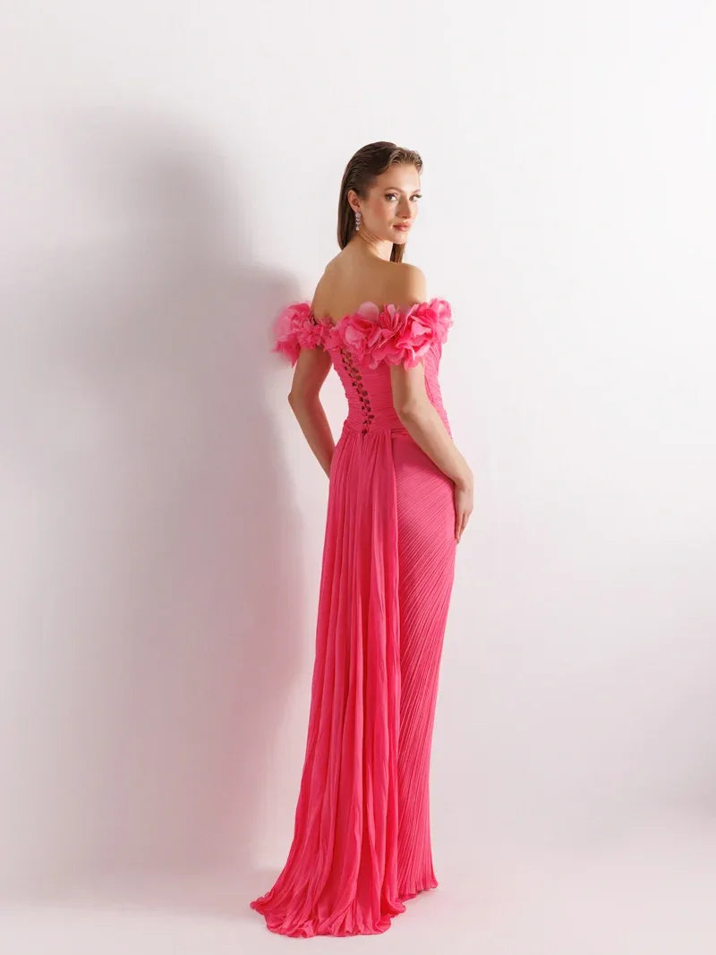 25081-Omuz Çiçek Detaylı Yırtmaçlı Elbise - Kenzel