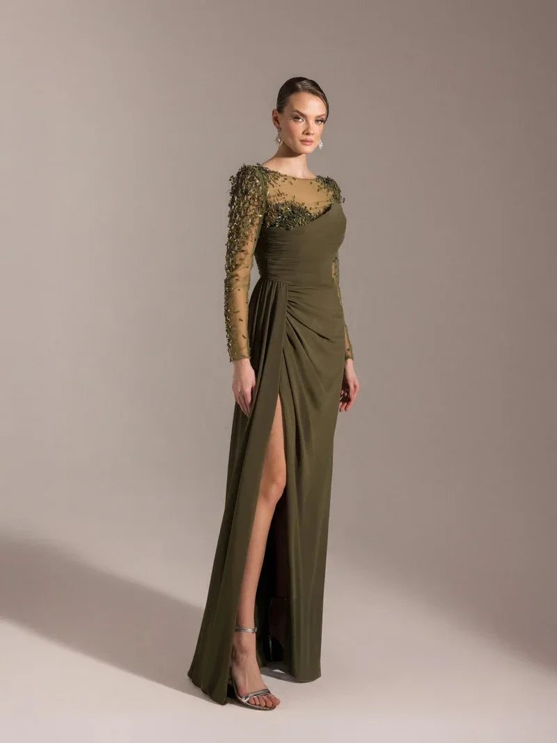 25082-Kolları İşlemeli Yanı Kuyruklu Abiye Elbise - Kenzel