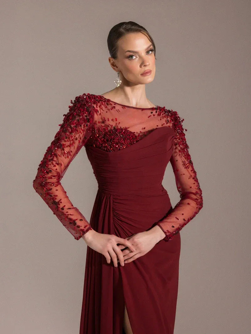 25082-Kolları İşlemeli Yanı Kuyruklu Abiye Elbise - Kenzel