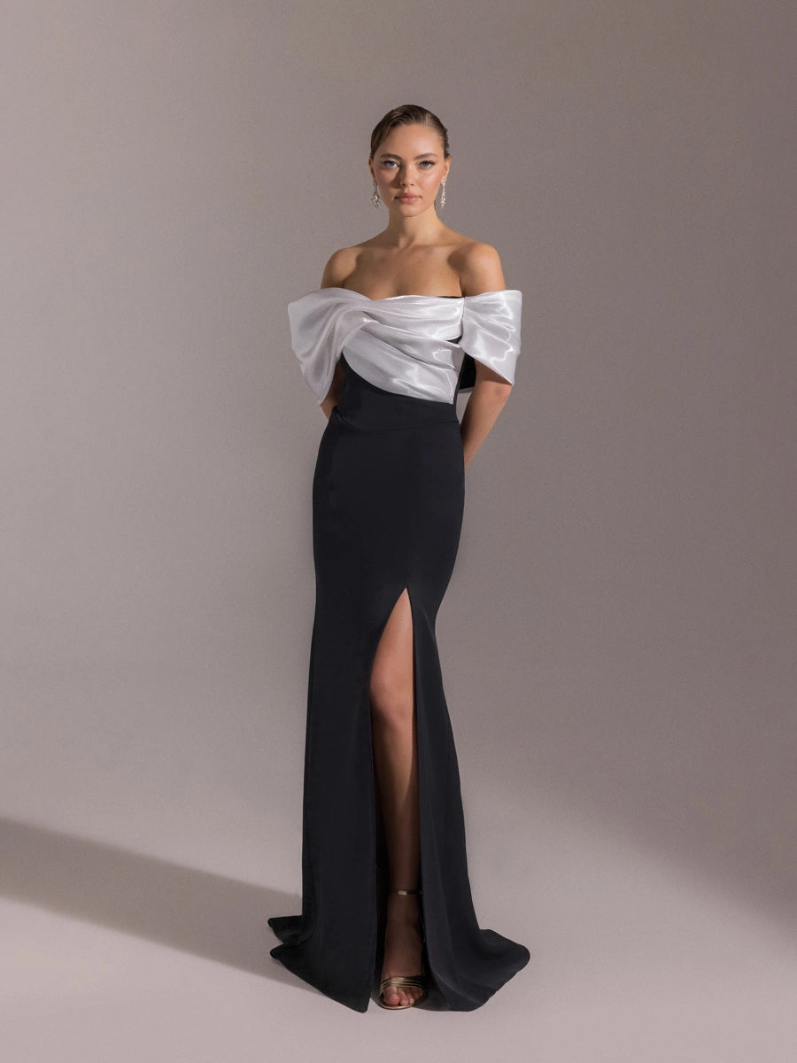 25090-Yoğun Degajeli Straplez Balık Abiye Elbise