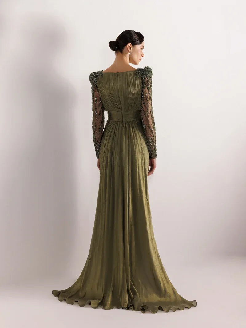 25099-Kolları İşlemeli Pliseli Abiye Elbise - Kenzel