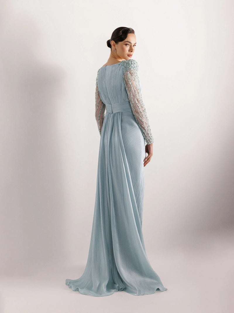 25099-Kolları İşlemeli Pliseli Abiye Elbise