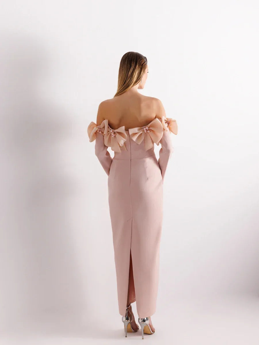 25103-Straplez Kollu Arka Yırtmaçlı Bilek Boy Abiye Elbise - Kenzel