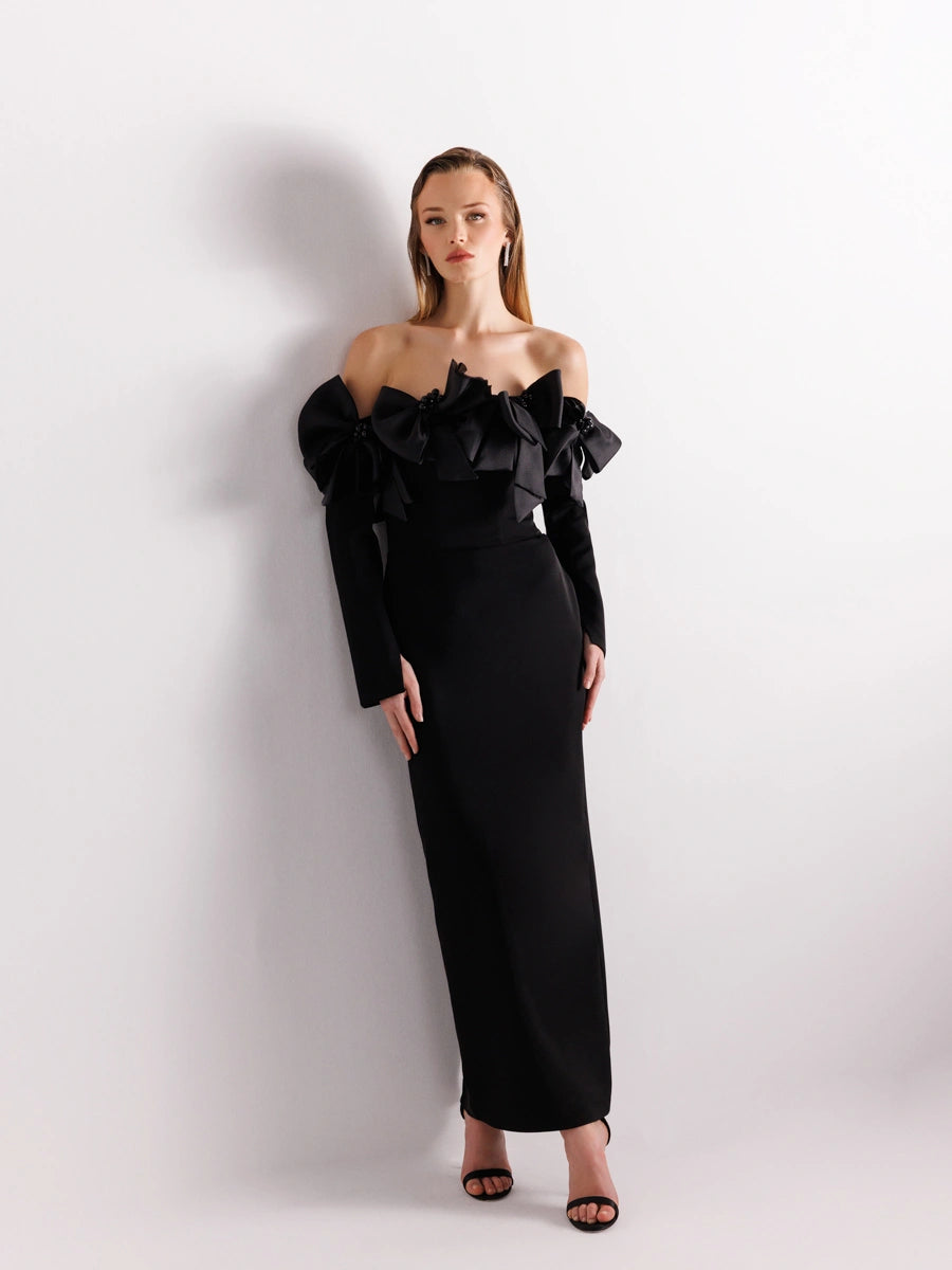 25103-Straplez Kollu Arka Yırtmaçlı Bilek Boy Abiye Elbise