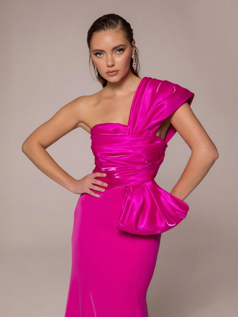 25107-Tek Omuz, Drapeli Balık Elbise