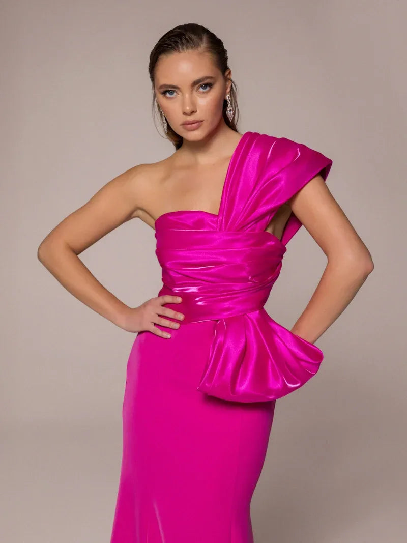 25107-Tek Omuz, Drapeli Balık Elbise - Kenzel