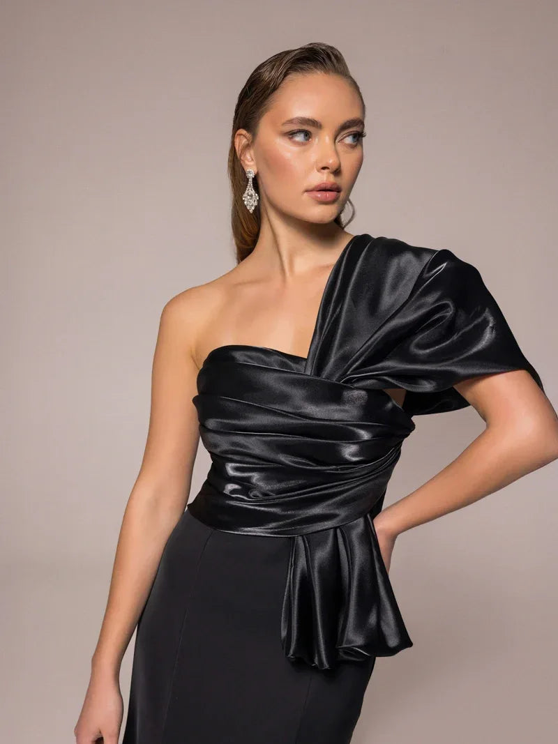 25107-Tek Omuz, Drapeli Balık Elbise - Kenzel