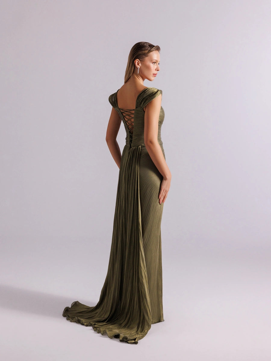 25113-Omuz Detaylı Pliseli Uzun Abiye Elbise