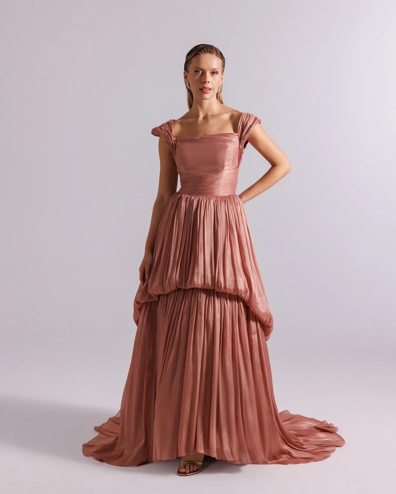 25128-Omuz Detaylı Drapeli Parlak Şifon Balon Elbise - Kenzel