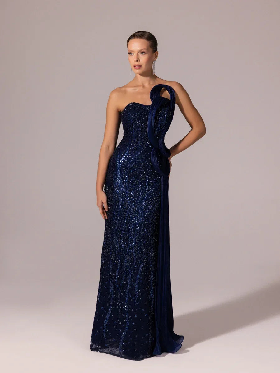 25132-Pilise Garnili Boncuk İşlemeli Balık Elbise - Kenzel