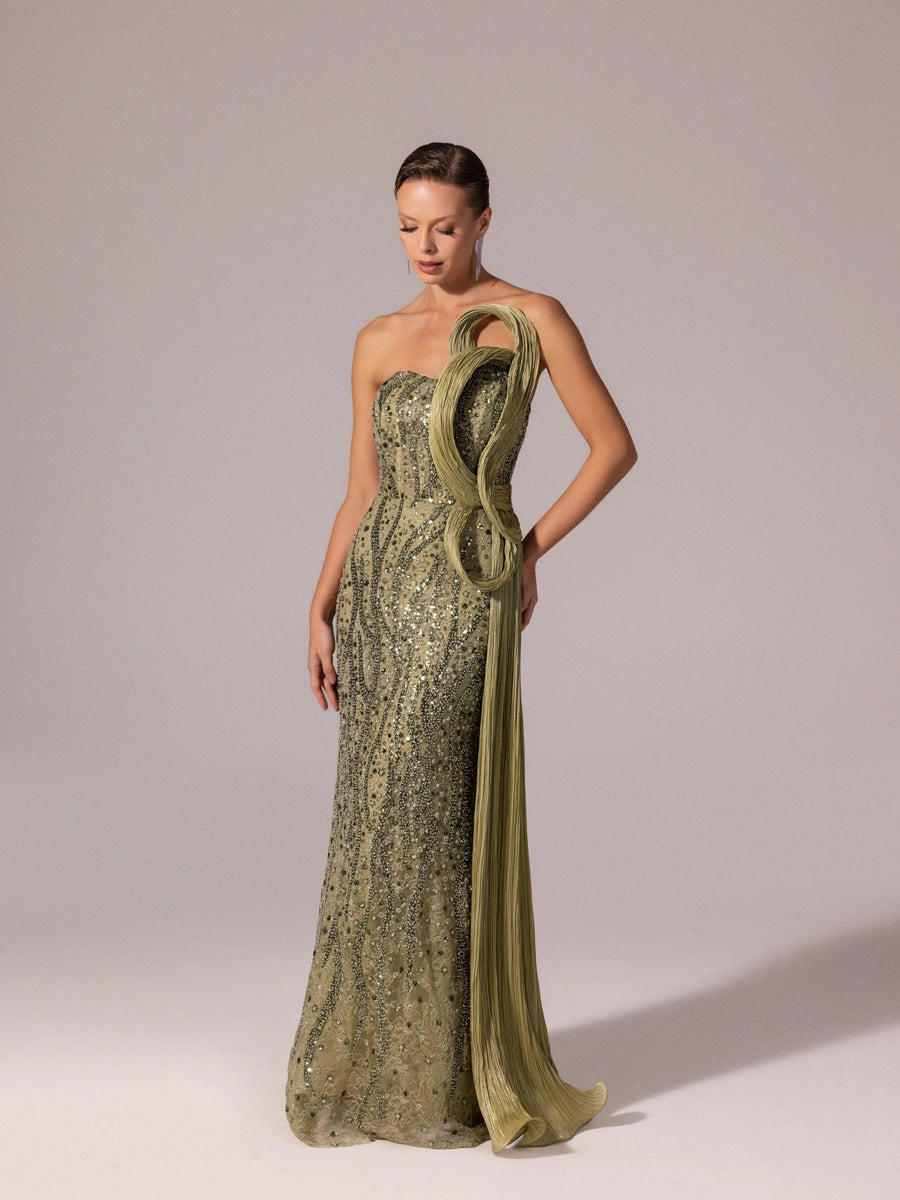 25132-Pilise Garnili Boncuk İşlemeli Balık Elbise