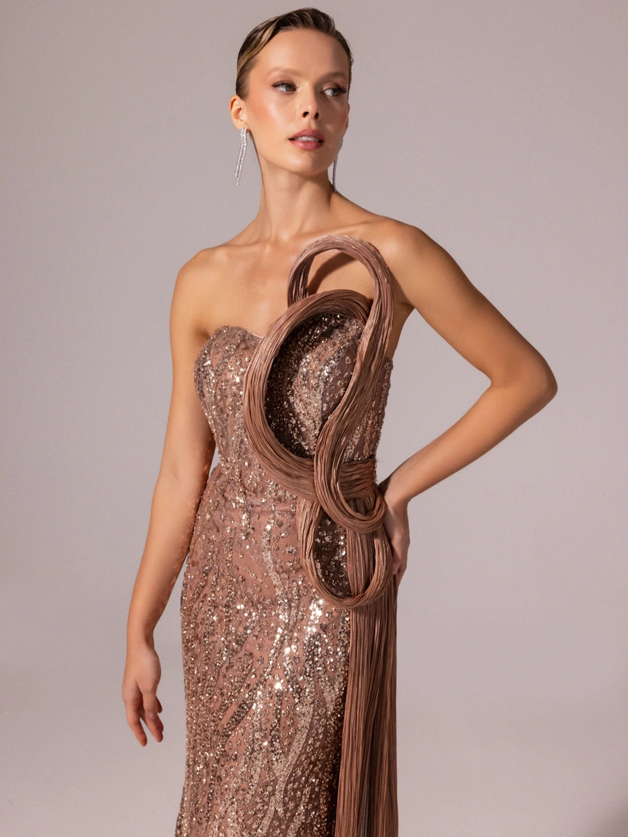 25132-Pilise Garnili Boncuk İşlemeli Balık Elbise