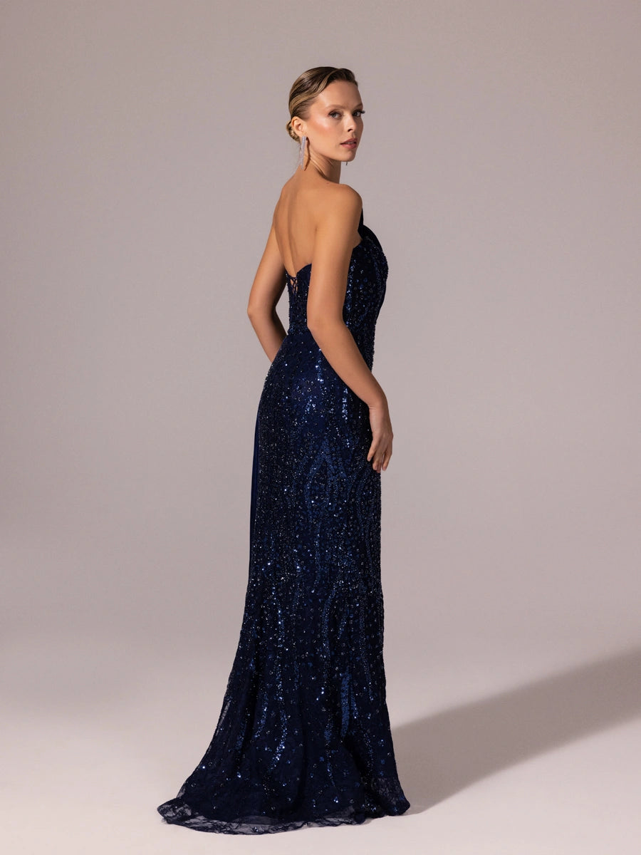 25132-Pilise Garnili Boncuk İşlemeli Balık Elbise